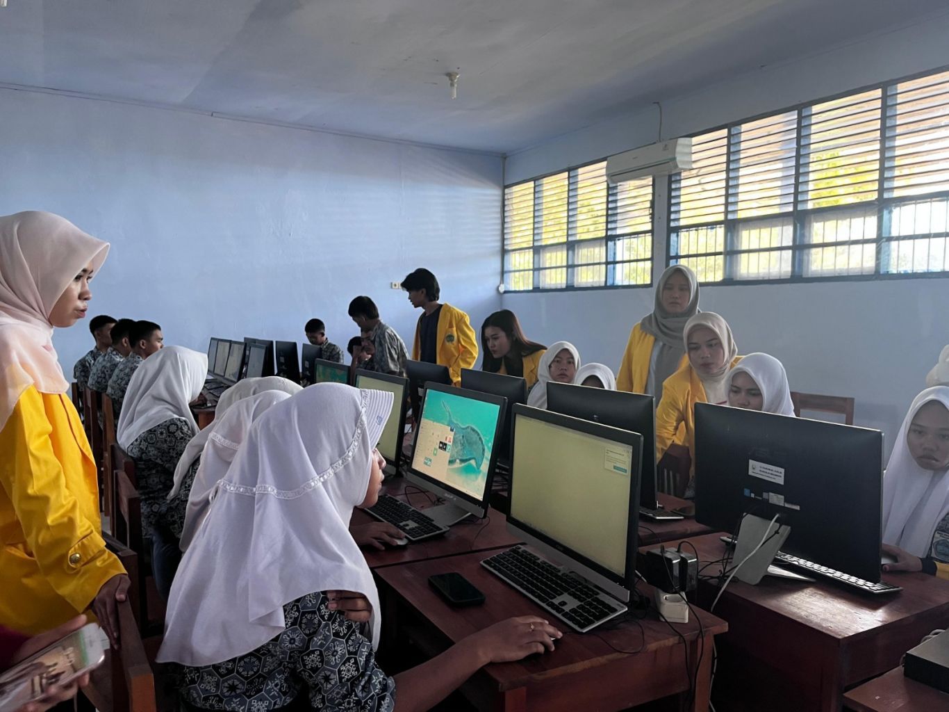 WhatsApp-Image-2025-10-11-at-16.32.44-(1)