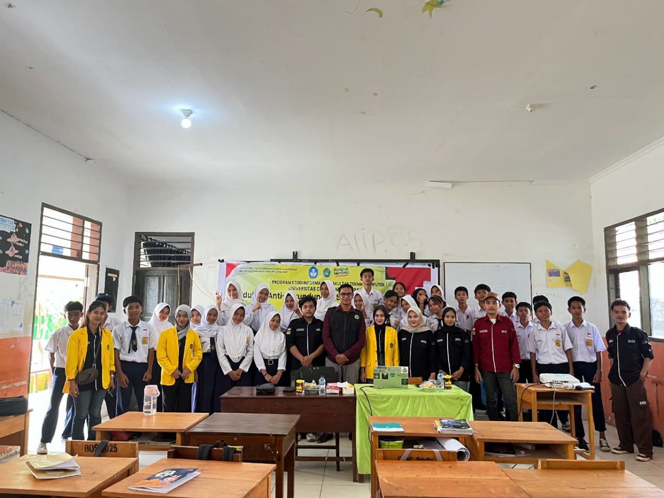 WhatsApp-Image-2025-12-13-at-16.04.34